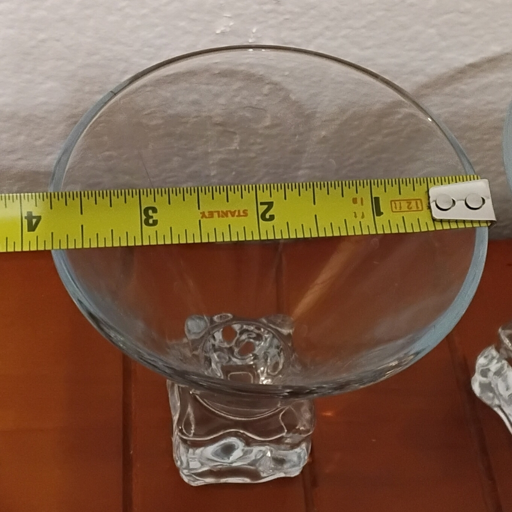 Set of 2 Vintage Disaronno Clear Glass Ice Cube Base Martini Glasses - Picture 11 of 12